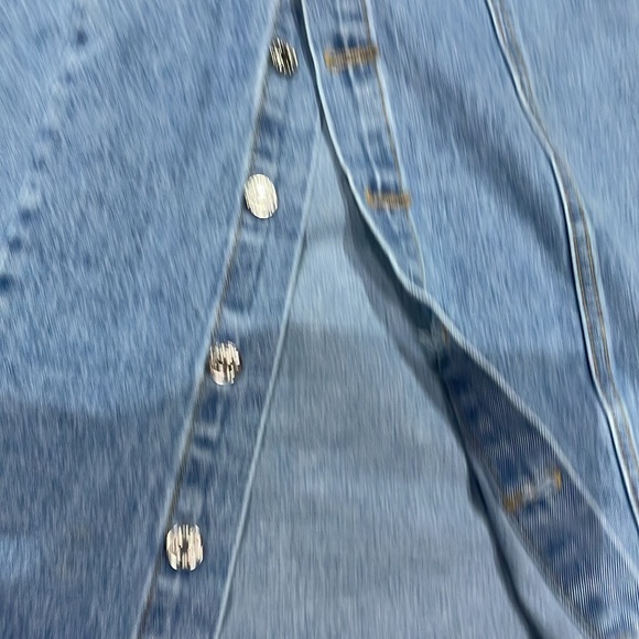 Midi Jean skirt with buttons size 6 (medium) never used - Picture 3 of 5